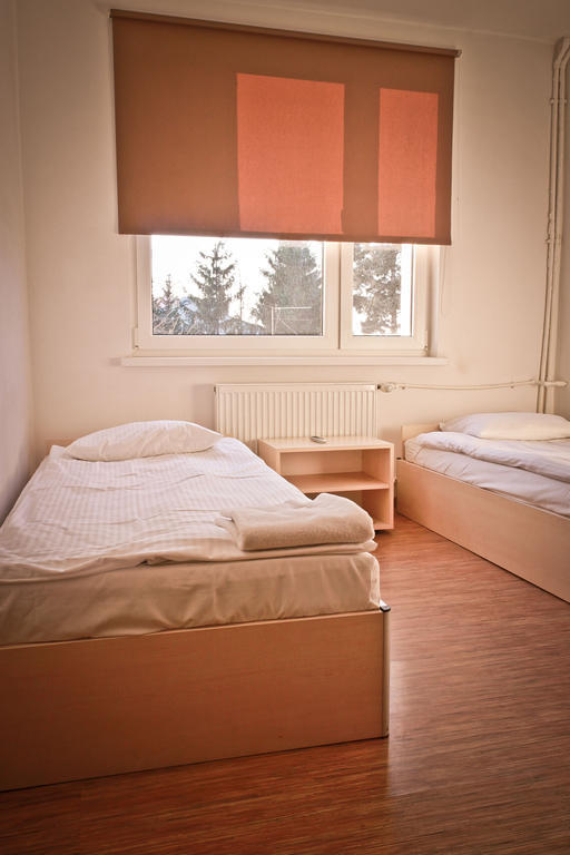 Hostel24 Bed&Breakfast Bydgoszcz Szoba fotó