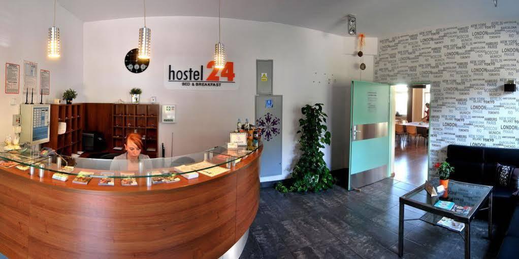 Hostel24 Bed&Breakfast Bydgoszcz Kültér fotó